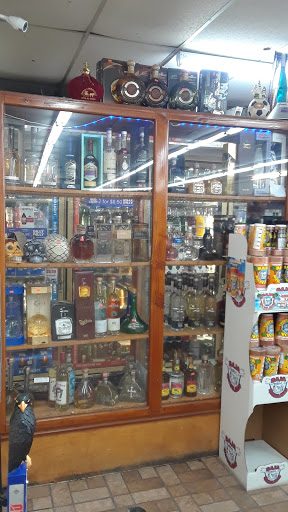 Liquor Store «A.K.O. Drive in Liquors», reviews and photos, 5928 W Glendale Ave, Glendale, AZ 85301, USA