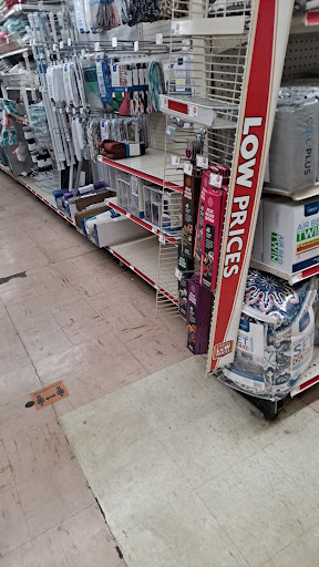 Dollar Store «FAMILY DOLLAR», reviews and photos, 1313 N Lewis Ave, Waukegan, IL 60085, USA