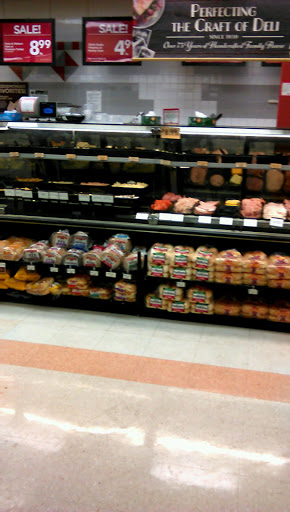 Supermarket «Giant Eagle Supermarket», reviews and photos, 1300 Country Club Rd, Monongahela, PA 15063, USA