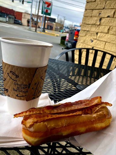 Donut Shop «Happy Donuts», reviews and photos, 305 2nd St NE, Puyallup, WA 98372, USA