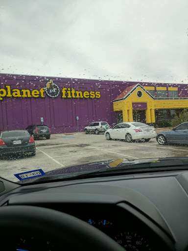 Gym «Planet Fitness», reviews and photos, 541 W Pioneer Pkwy, Grand Prairie, TX 75051, USA