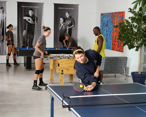 Recreation Center «Michael J Gould Recreation Center», reviews and photos, 6301 Kirkwood Blvd SW, Cedar Rapids, IA 52404, USA