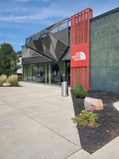 Clothing Store «The North Face», reviews and photos, 8702 Keystone Crossing, Indianapolis, IN 46240, USA