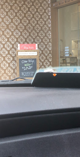 Jewelry Store «Kendra Scott», reviews and photos, 816 Town and Country Blvd #131, Houston, TX 77024, USA