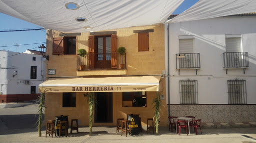 Bar Herreria en Algámitas