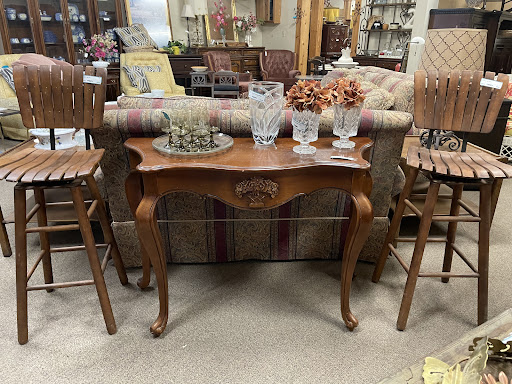 Consignment Shop «Refabulous Furnishings», reviews and photos, 2231 Vestal Pkwy W, Vestal, NY 13850, USA