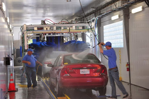 Quiky Car Wash en San Luis Obispo