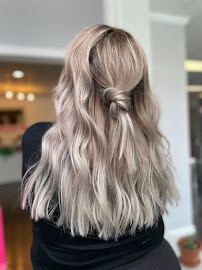 Joya Salon - Photo 4 - Car repair in Albany, NY, Albany