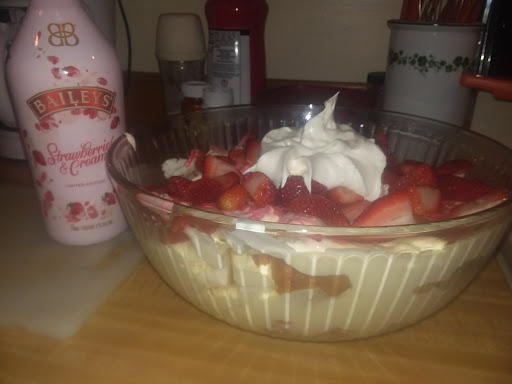 State Liquor Store «NH Liquor & Wine Outlet», reviews and photos, 68 Elm St, Manchester, NH 03103, USA