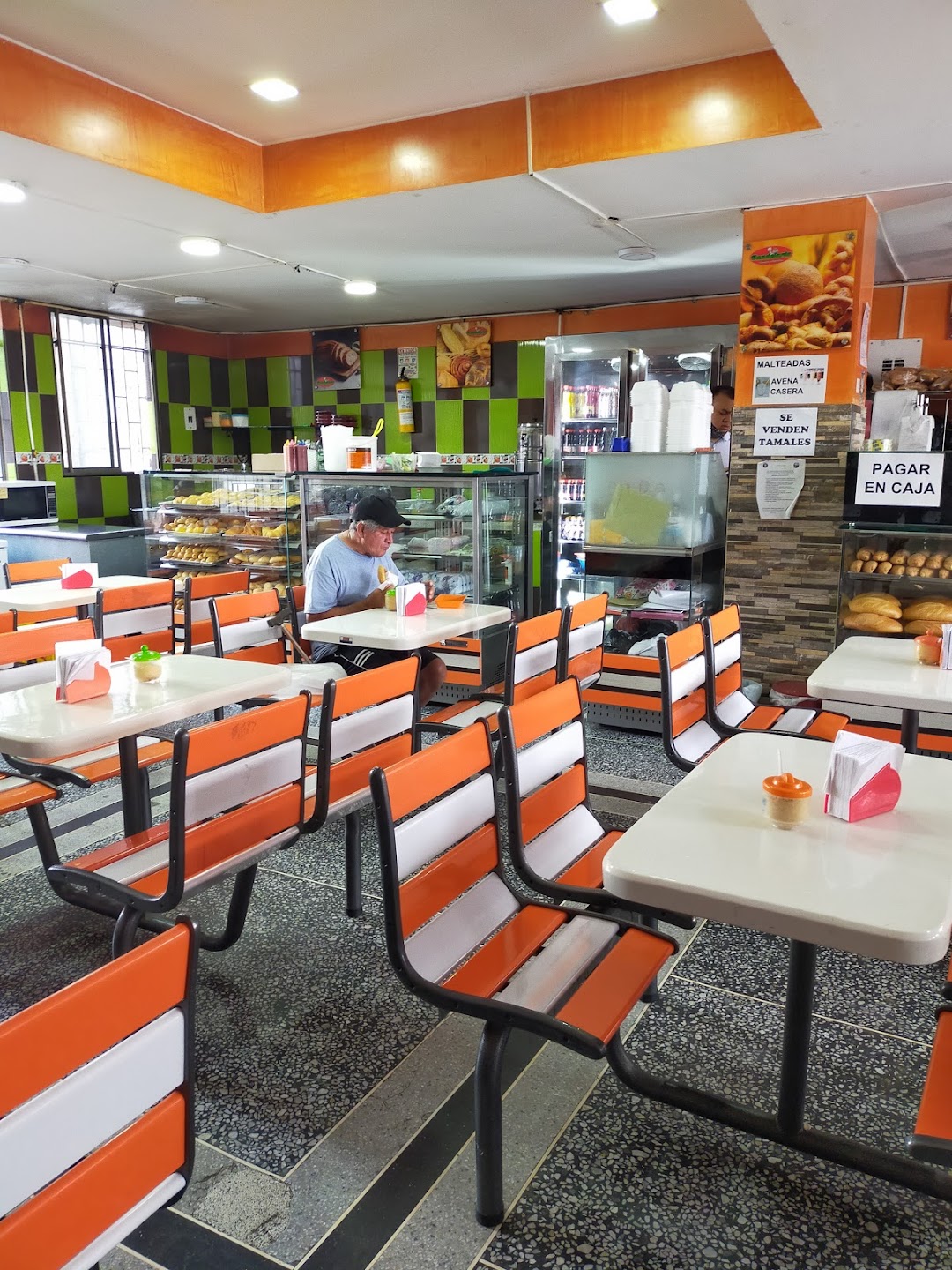 Panadería y Repostería Candelaria