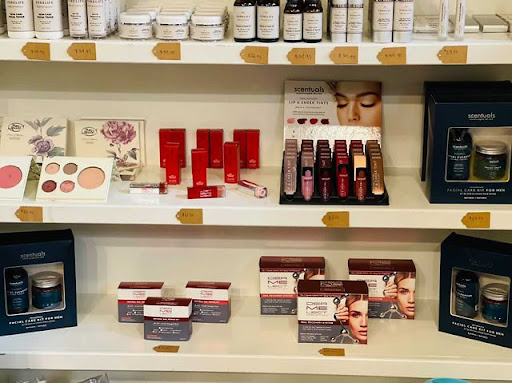 Vitamin & Supplements Store «Pure Life Health Food & Vitamins», reviews and photos, 317 N Front St, Wilmington, NC 28401, USA