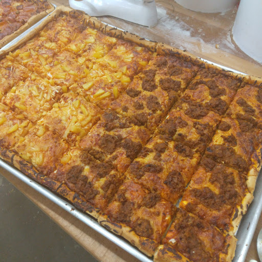 Mexican Grocery Store «La Azteca Taqueria & Market», reviews and photos, 452 TN-46, Dickson, TN 37055, USA