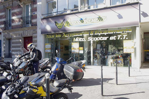 Magasin de pièces et d'accessoires pour motos ACCESSOIREMENT Boulogne-Billancourt