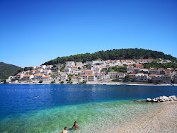 Sveti Rok Beach'in fotoğrafı düz bir kıyı şeridi ile birlikte