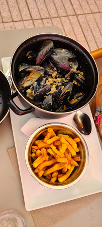 Moules-frites du Restaurant français Restaurant Les Tamaris à Andernos-les-Bains - n°2