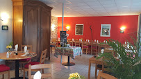 Atmosphère du Restaurant français Auberge du Montel Stephan et Laurent à Montel-de-Gelat - n°7