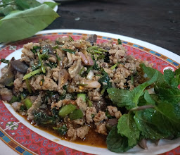 ลาบเป็ดป้าเพ็ญ photo