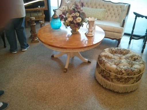 Consignment Shop «Decor Exchange», reviews and photos, 1001 N Eastman Rd, Kingsport, TN 37664, USA