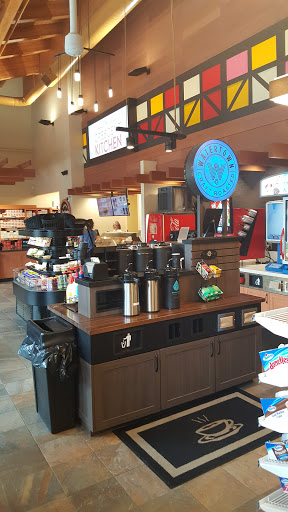 Liquor Store «Snoqualmie Tobacco & Liquor Company», reviews and photos, 37500 SE North Bend Way, Snoqualmie, WA 98065, USA