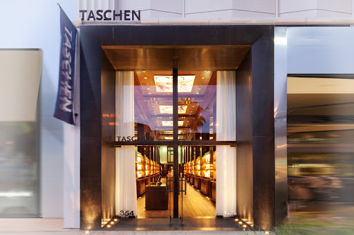 Book Store «TASCHEN Store Beverly Hills», reviews and photos, 354 N Beverly Dr, Beverly Hills, CA 90210, USA