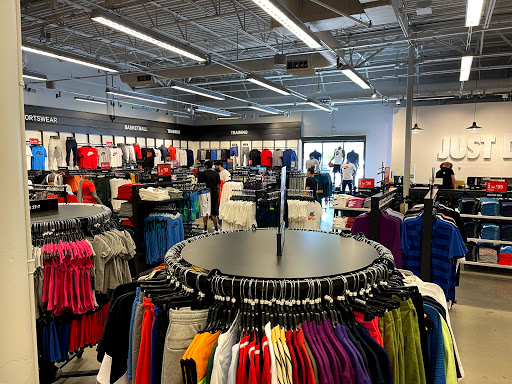 Sporting Goods Store «Nike Factory Store», reviews and photos, 15609 FL-535, Orlando, FL 32821, USA