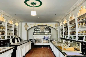 Stabler-Leadbeater Apothecary Museum image