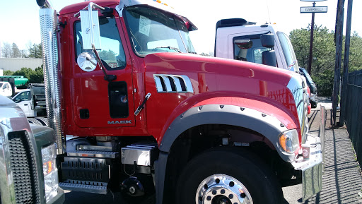 Ford Dealer «Gabrielli Ford Truck Sales and Service», reviews and photos, 3200 Horseblock Road, Medford, NY 11763, USA