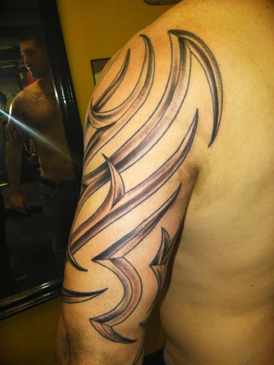 Tattoo Shop «Cedar Springs Tattoo & Piercing», reviews and photos, 4008 Cedar Springs Rd, Dallas, TX 75219, USA