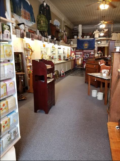 Ms. Molly's Antiques & Collectibles