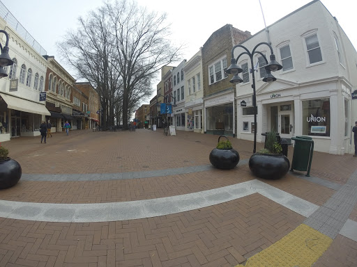 Book Store «New Dominion Book Shop», reviews and photos, 404 E Main St, Charlottesville, VA 22902, USA