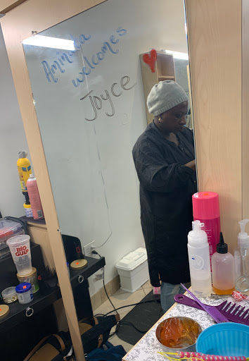 Barber Shop «Friendly Faces Barber Shop», reviews and photos, 3505 East-West Hwy, Hyattsville, MD 20781, USA