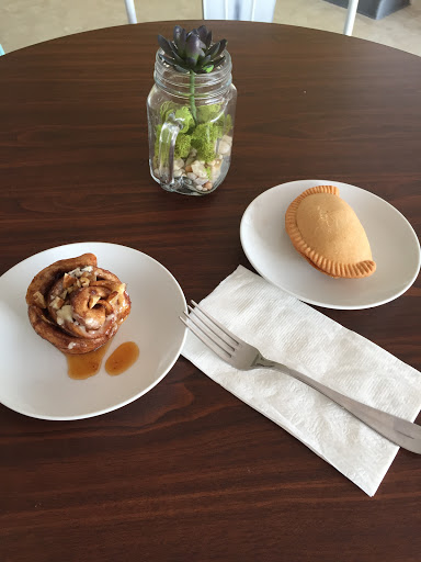 Bakery «Manila Delice Bake Shop», reviews and photos, 5196 Fairfield Shopping Centre, Virginia Beach, VA 23464, USA