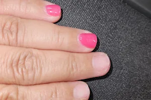 Fashion Nails image