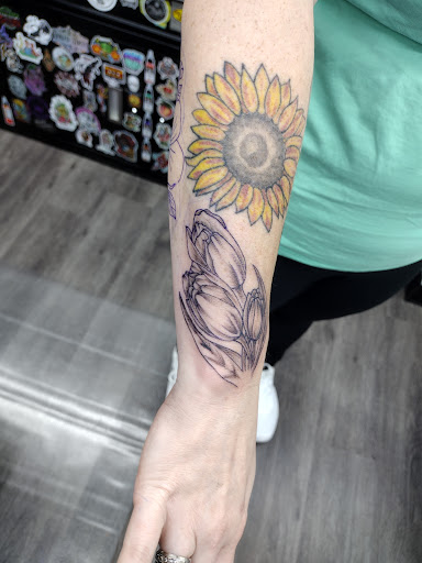 Explore under knee tattoo ideas, creative tattoo ideas in Royston, available at Mad Tatter Tattoos