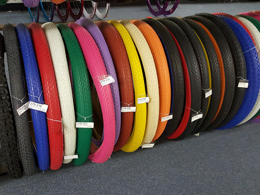 Bicycle Store «JUNKY RUSTY BIKES», reviews and photos, 6985 Lake Ave, Long Beach, CA 90805, USA