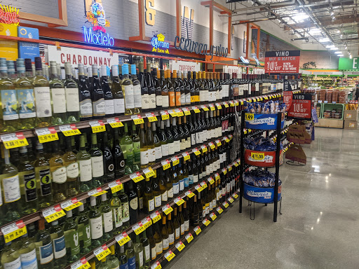 Supermarket «Vallarta Supermarkets», reviews and photos, 13051 Victory Blvd, Valley Glen, CA 91606, USA