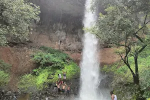 Savatkada Waterfalls khedage image