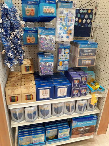 Pharmacy «Rite Aid», reviews and photos, 21949 Ventura Blvd, Woodland Hills, CA 91364, USA