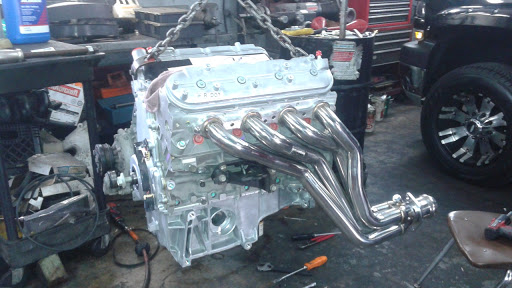 Auto Repair Shop «Manolo Auto Repair», reviews and photos, 9500 NW 77th Ave #5, Hialeah, FL 33016, USA