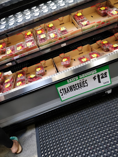 Grocery Store «WinCo Foods», reviews and photos, 4620 S Cooper St, Arlington, TX 76017, USA