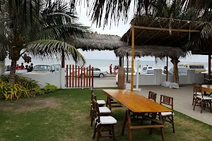 Iguana Bar Restaurante image