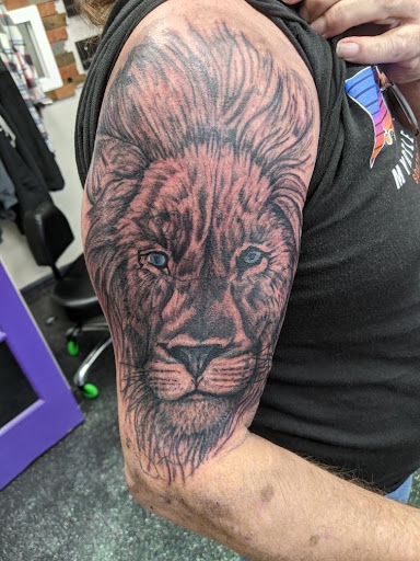 Explore tattoo memorial ideas, creative tattoo ideas in Slippery Rock, available at Dinky Dachshund Tattoo Parlor