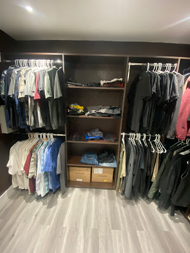 Closet World - Hayward image