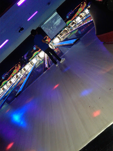 Bowling Alley «AMF Deer Valley Lanes», reviews and photos, 2902 W Thunderbird Rd, Phoenix, AZ 85053, USA