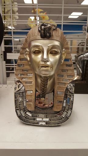 Clothing Store «Ross Dress for Less», reviews and photos, 2845 Cochran St, Simi Valley, CA 93065, USA