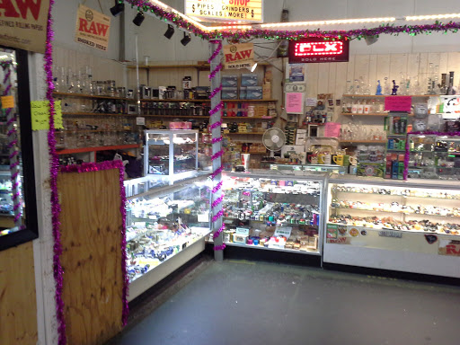 Flea Market «Raynham Flea Market», reviews and photos, 480 S St W, Raynham, MA 02767, USA