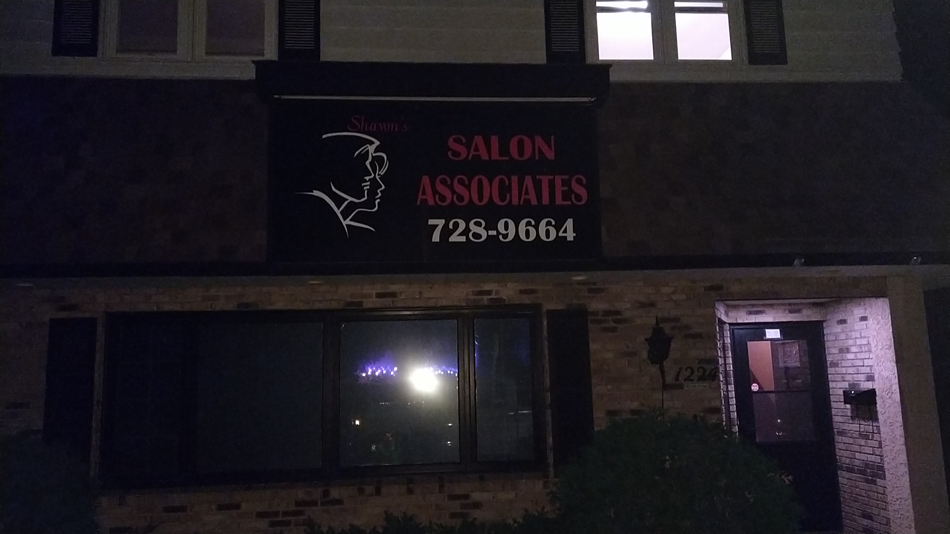 Shawn's Salon Associates