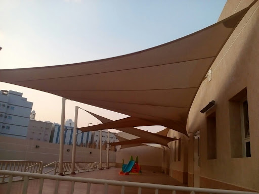 سواتر ومظلات وهناجر جدة