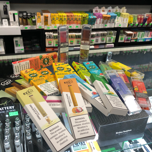 Tobacco Shop «Green Light Smoke Shop», reviews and photos, 466 Rayford Rd #104, Spring, TX 77386, USA