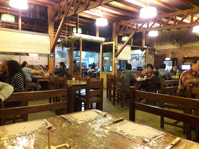 Comentarios y opiniones de Restaurante Carnes y Carnadas